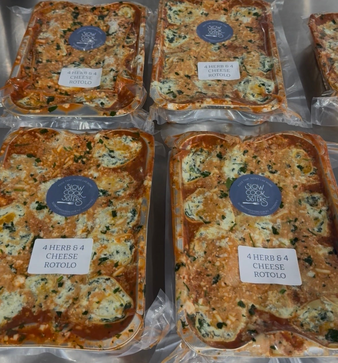 FOUR HERB & FOUR CHEESE  ROTOLO